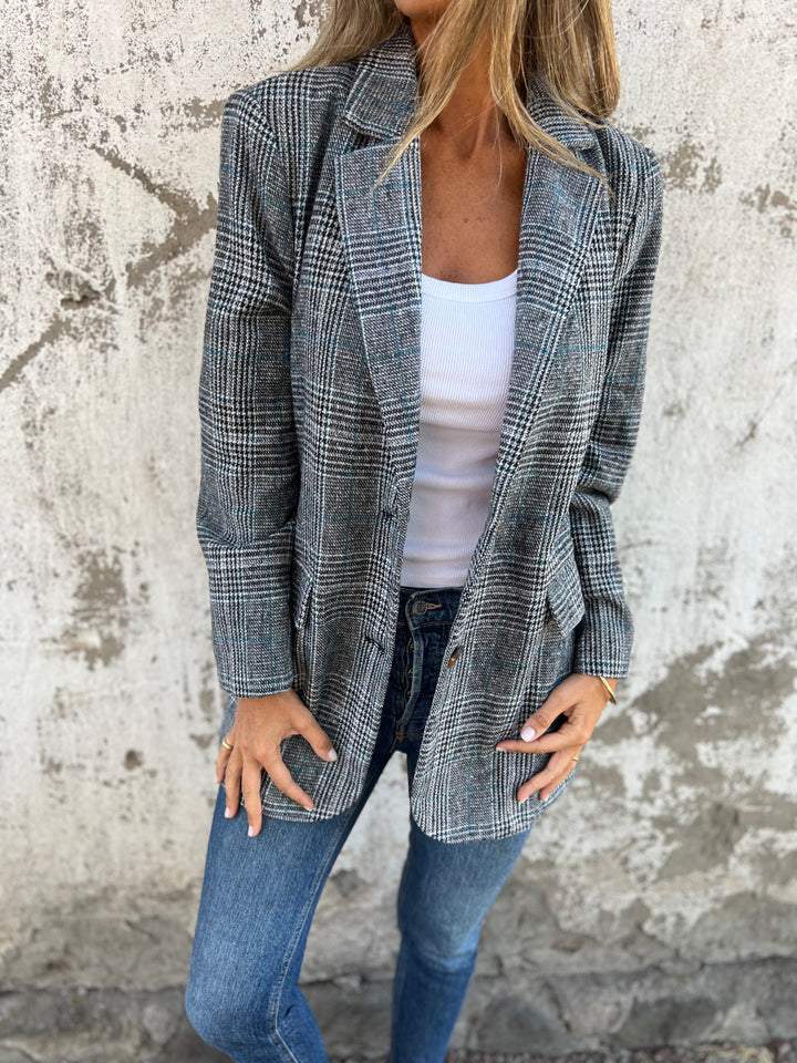 Valeria Women's Blazer – Structured Lapel Jacket