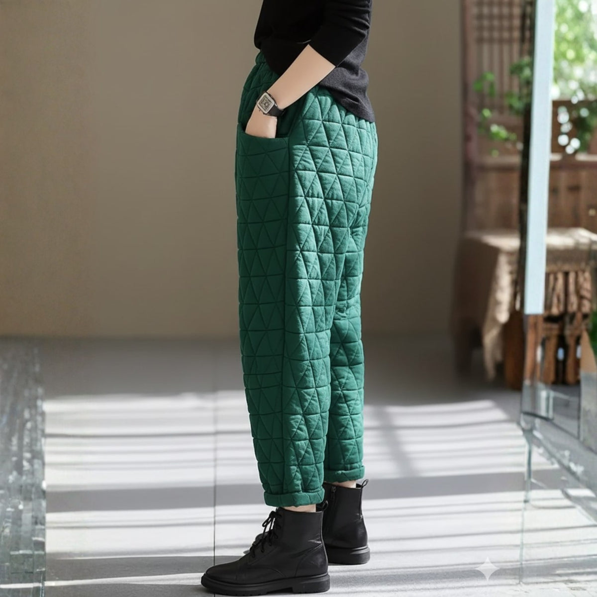 Elara Women’s Quilted Jogger Pants – Diamond Padded Thermal Cotton Pants