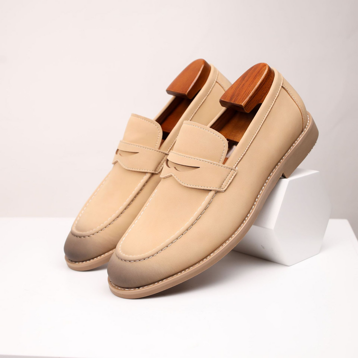 Grayson Men’s Leather Loafers – Classic Slip-On Dress Shoes with Cushioned Insole