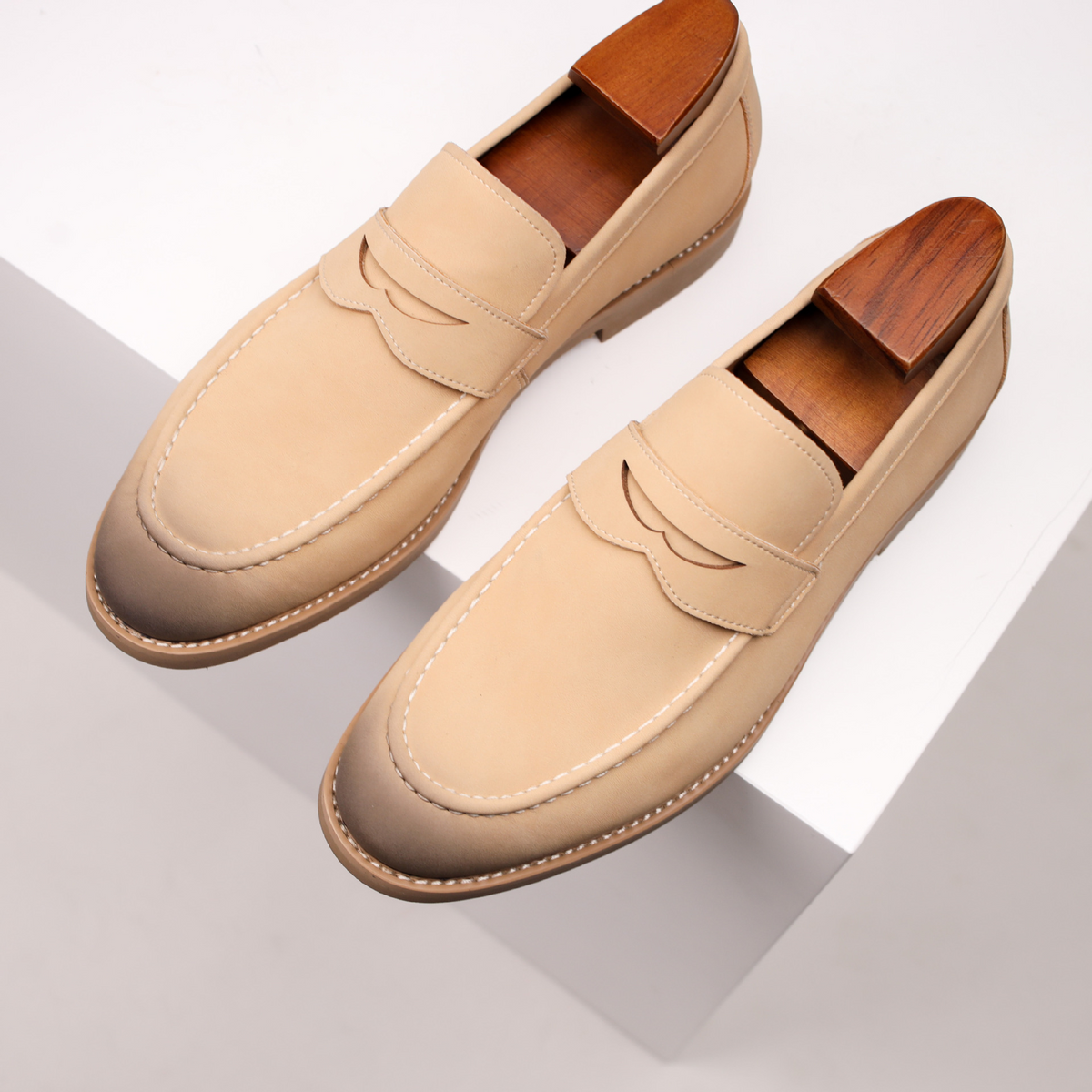 Grayson Men’s Leather Loafers – Classic Slip-On Dress Shoes with Cushioned Insole