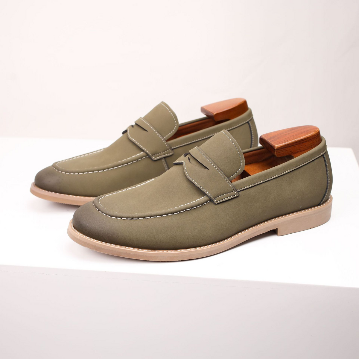 Grayson Men’s Leather Loafers – Classic Slip-On Dress Shoes with Cushioned Insole