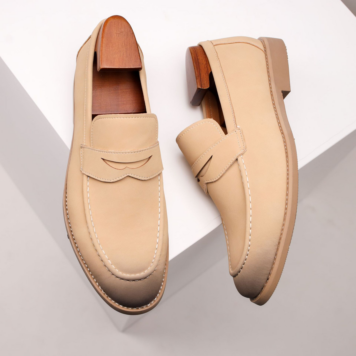 Grayson Men’s Leather Loafers – Classic Slip-On Dress Shoes with Cushioned Insole