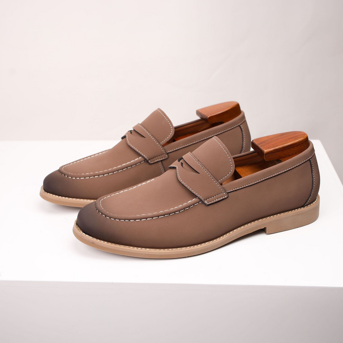 Grayson Men’s Leather Loafers – Classic Slip-On Dress Shoes with Cushioned Insole
