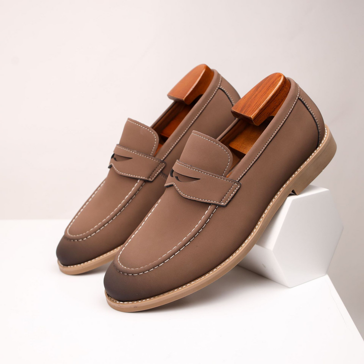 Grayson Men’s Leather Loafers – Classic Slip-On Dress Shoes with Cushioned Insole