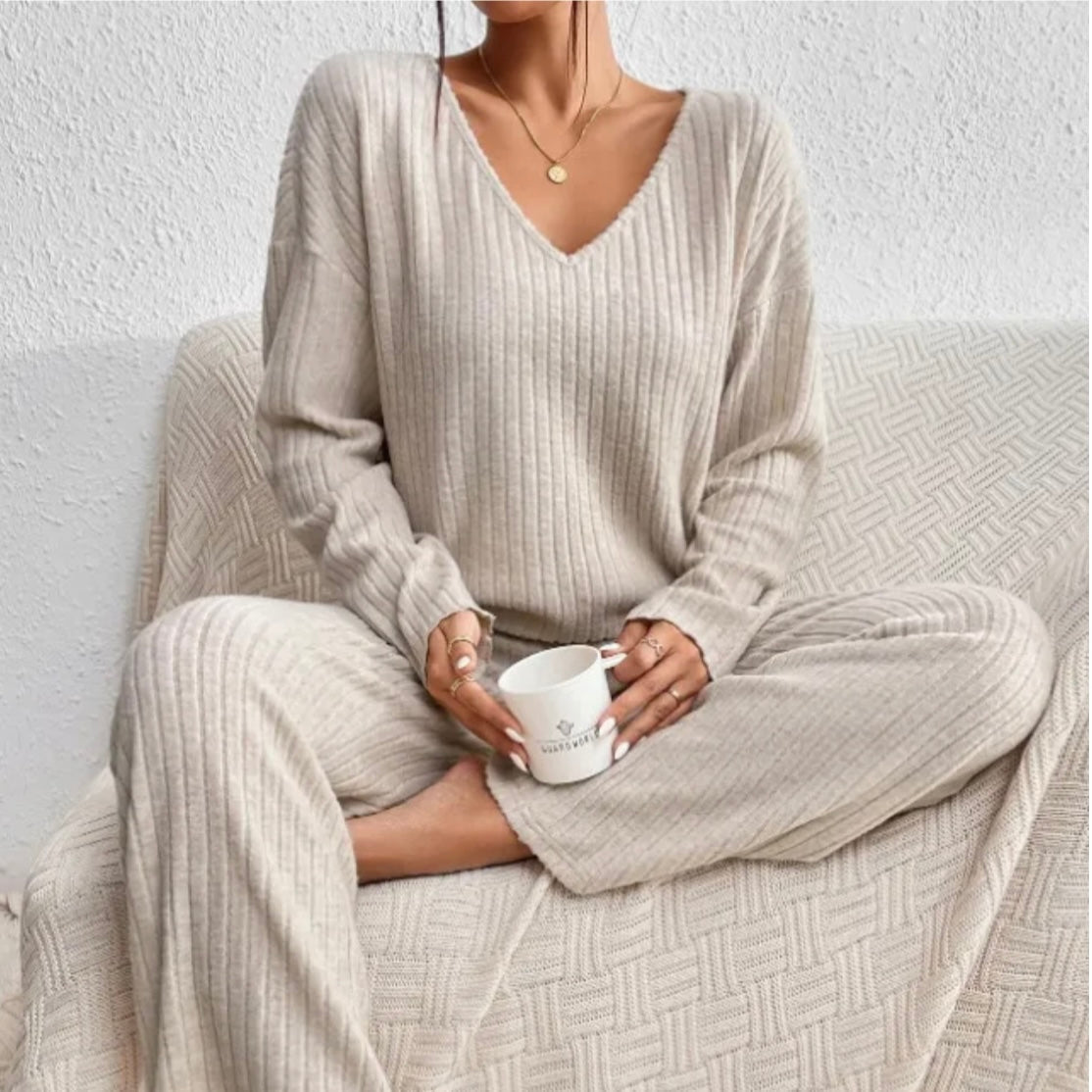 Athena Women's Knit Lounge Set – Soft Coordinated Top & Pants