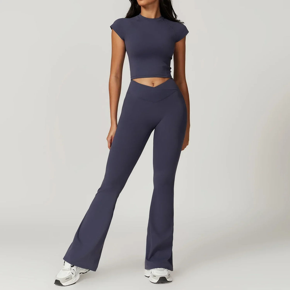 Elara Flared Yoga Pants – Stretch-Ribbed Loungewear with a Retro Silhouette