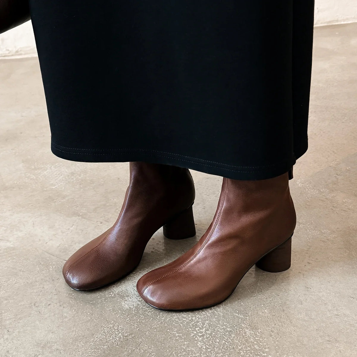 Ronora Women’s Leather Ankle Boots – Cushioned Block Heel Booties