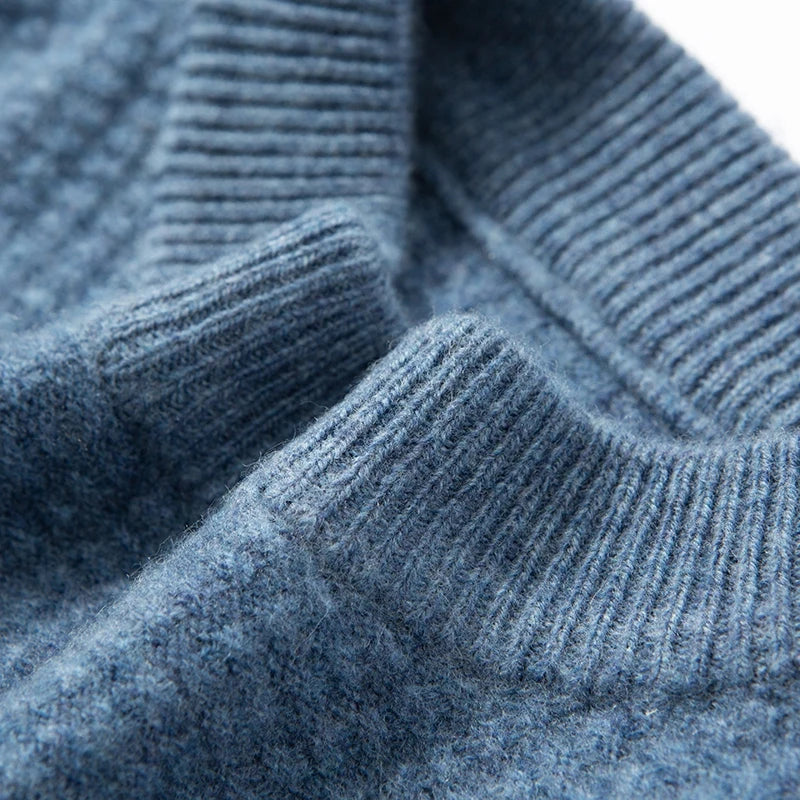 Aspen Men’s Wool Sweater – Pure Wool with Gradient Stripe Design