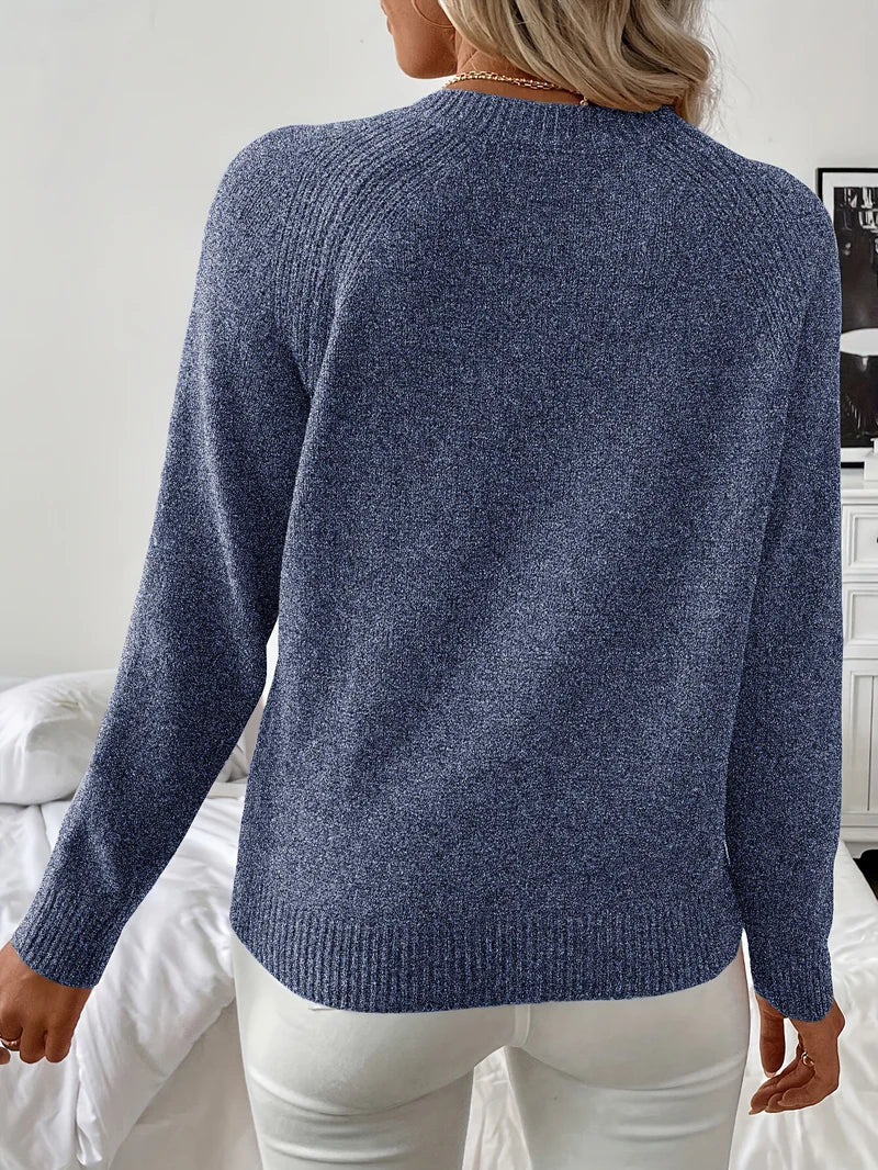 Paula Women’s Turtleneck Sweater – Soft Knit with Elegant Detailing