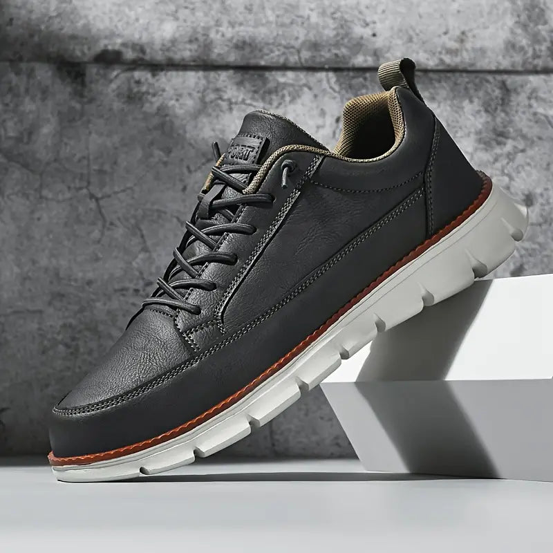 Gavin Men’s Leather Sneakers – Cushioned Support & Flexible Sole